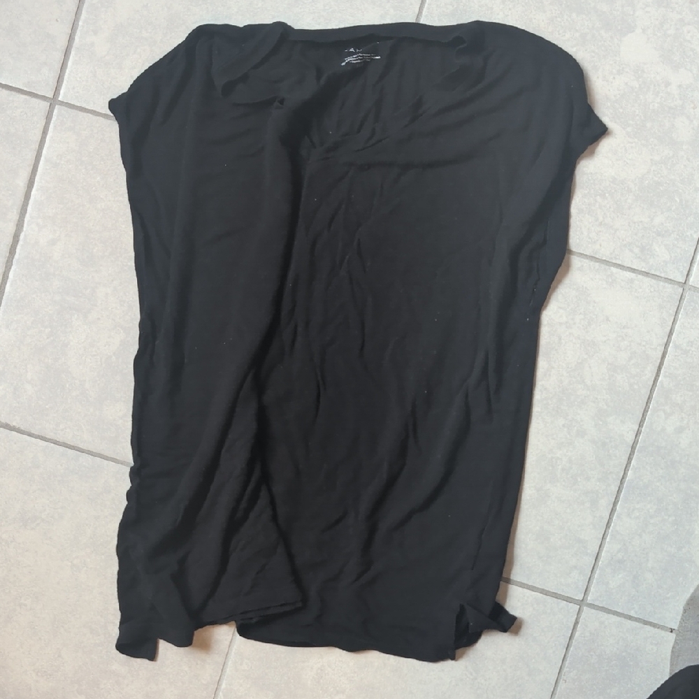 Tahari Classic Black Short Sleeve Top